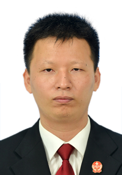 王炜.JPG