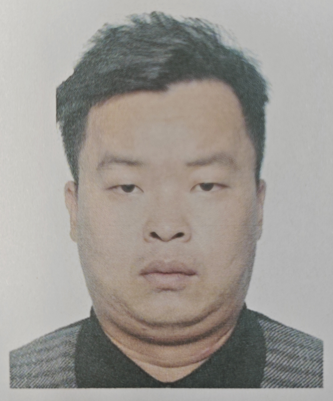 张凯航.png